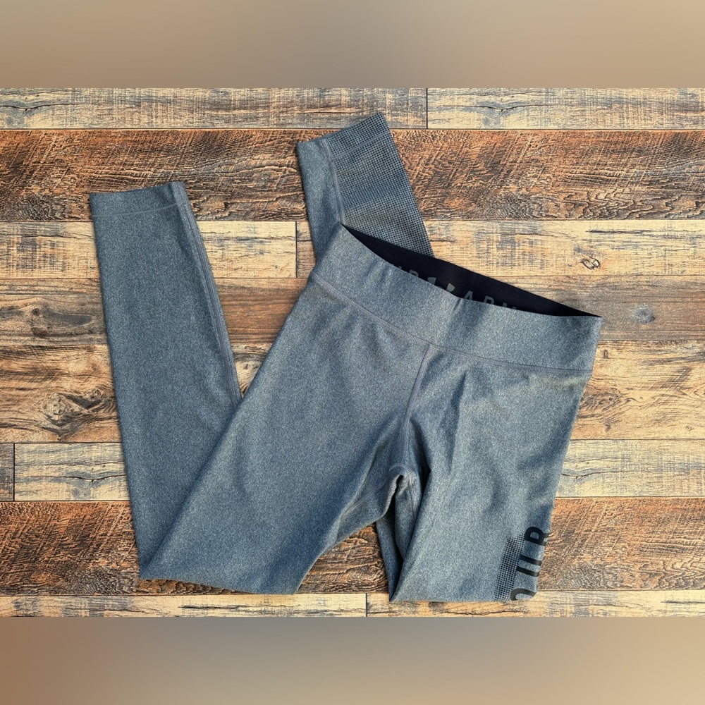 UNDER ARMOUR Leggings | Size Medium